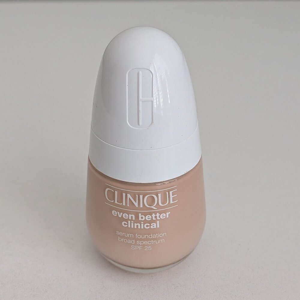 Clinique Even Better SPF15 Makeup Cream Foundation CN 02 Breeze VF Preowned - Picture 2 of 6